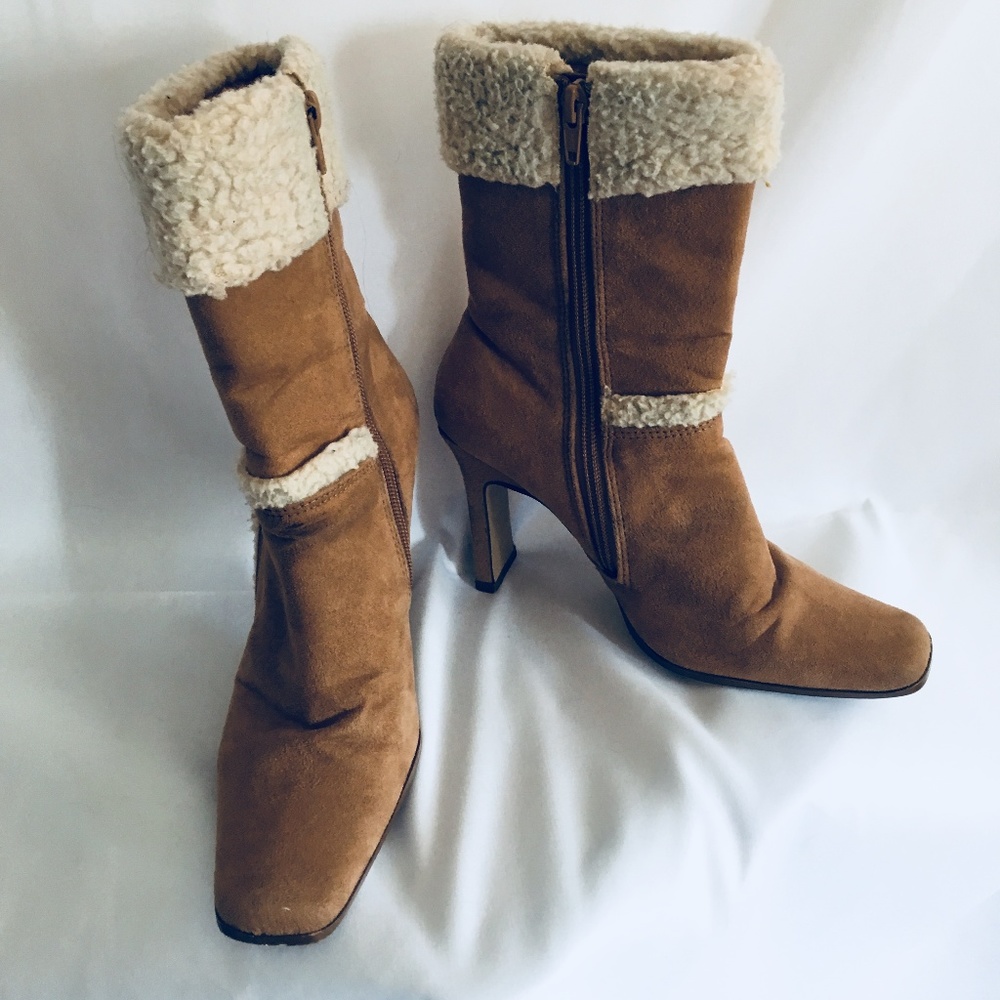 Chunky-Heeled Suede Boot